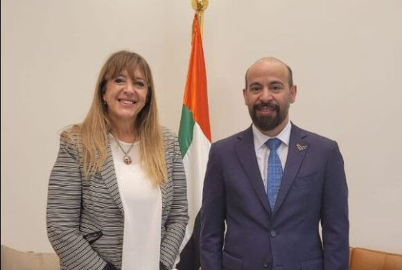 En Buenos Aires, Giménez se reunió con el embajador de Emiratos Árabes Unidos.